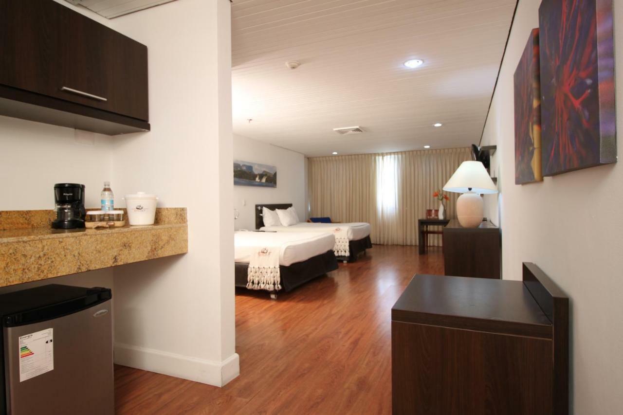 Hotel Cct Caracas Eksteriør billede